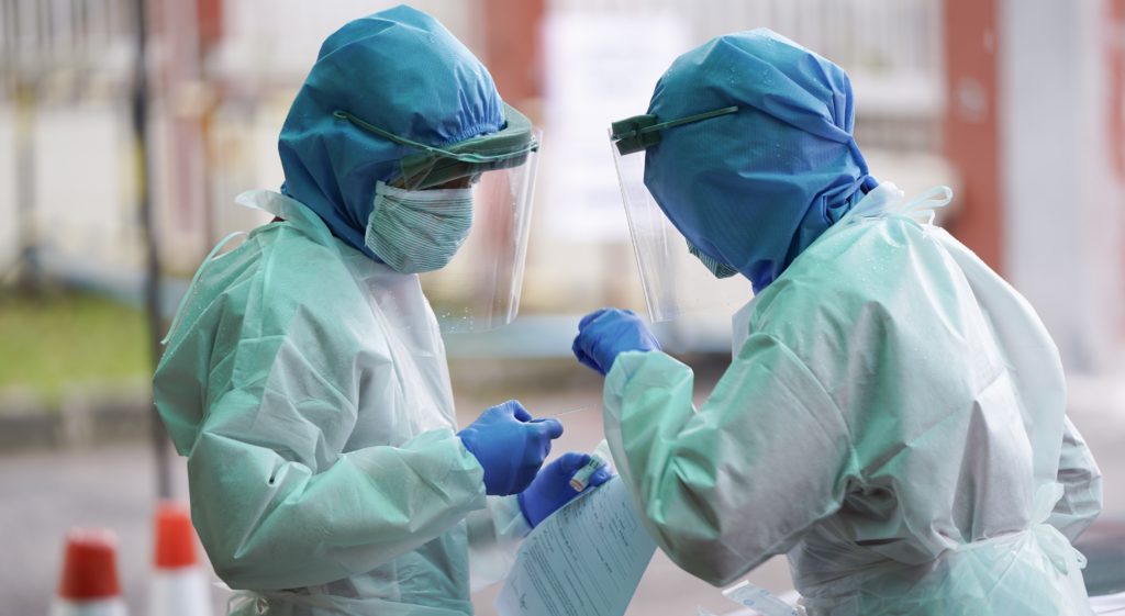 В Україні за добу понад 3,2 тисячі COVID-випадків