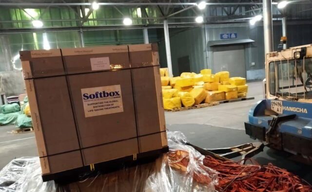 Україна отримала інноваційні ліки проти коронавірусу від США