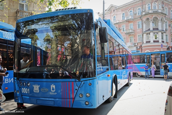 У Миколаєві презентували десять нових тролейбусів