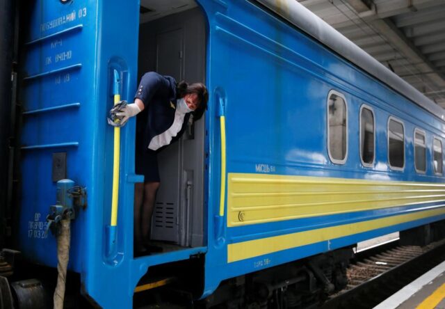 Укрзалізниця оголосила про запуск двох нових потягів до Миколаїва