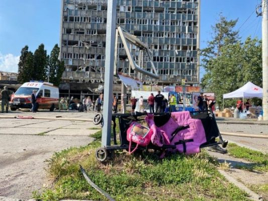 Ракетний удар по Вінниці: в поліції розповіли про загиблих дітей