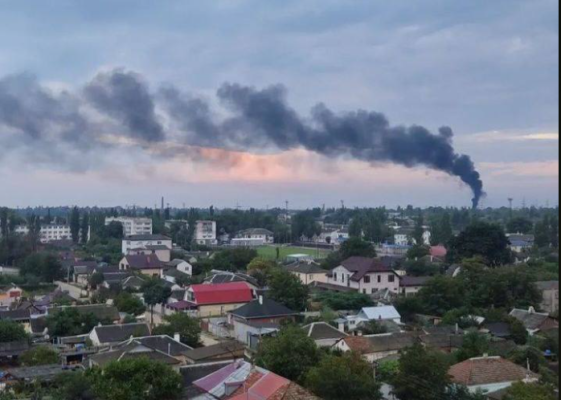 Знову масштабна «бавовна» у Криму — поблизу окупованого Джанкоя чули вибухи і бачили пожежу (ВІДЕО)