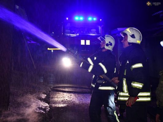 Через обстріли в Миколаївській області сталися дві пожежі