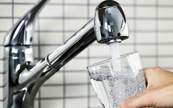 У Миколаєві водопостачання відновлять протягом дня