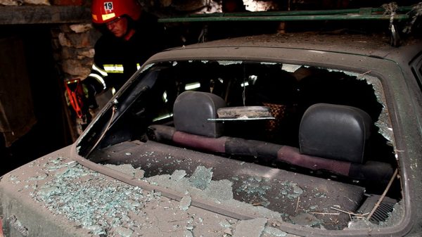 У Миколаєві через рашиські обстріли виникла пожежа у приватному секторі