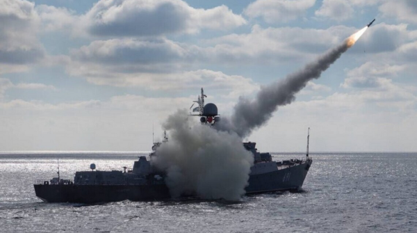 рф тримає у Чорному морі два ракетоносії з вісьмома «Калібрами»