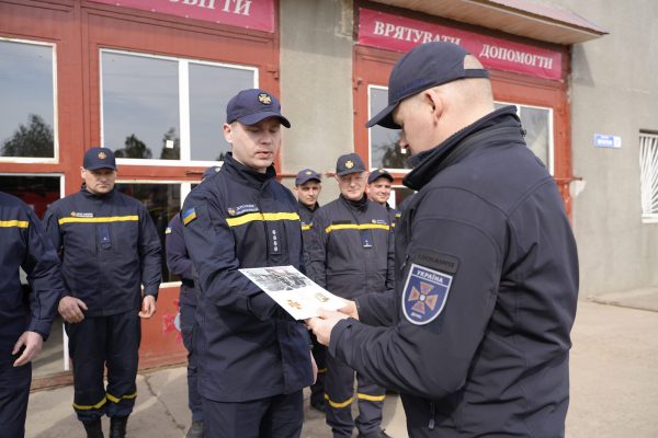Рятувальники деокупованої Снігурівщини отримали нагороди