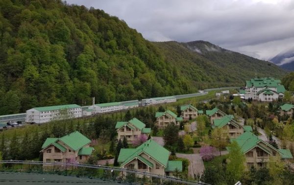 Біля однієї з резиденцій Путіна виявили ППО, - розслідування