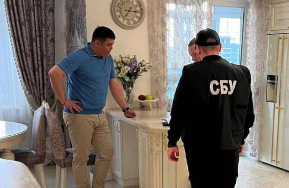 СБУ проводять обшуки у власника Ніка-Тери