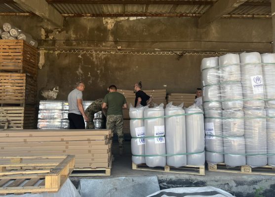 До постраждалих від підриву Каховської ГЕС населених пунктів Миколаївщини передано гуманітарну допомогу