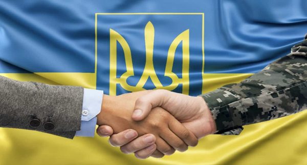 «Рівний з рівним»: Триває прийом заяв до пілотного проєкту Мінветеранів «Помічник ветерана»