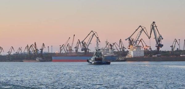 Україна розпочала реєстрацію суден для проходження коридорами у Чорному морі – ВМС