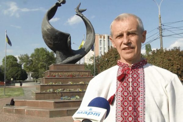 У Миколаєві пройшла міні хода вишиванок