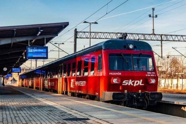 Приватна польська залізнична компанія SKPL запустить пасажирські рейси з України