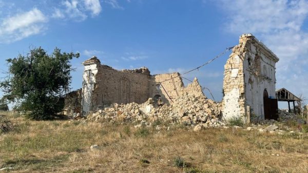 На Миколаївщині хочуть відбудувати костел, зруйнований обстрілами РФ