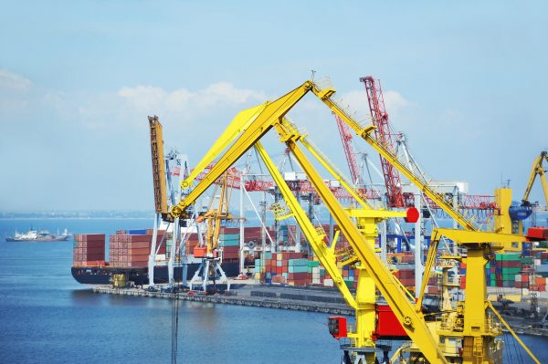 Блокування українського морського коридору руйнівне для української економіки, - експерт