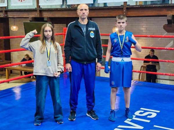 Юні миколаївські боксери здобули нагороди Чемпіонату України