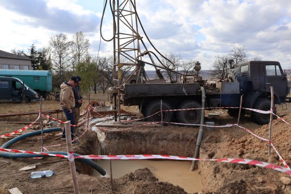 На Вознесенщині почали бурити дві свердловини для забезпечення водою мешканців