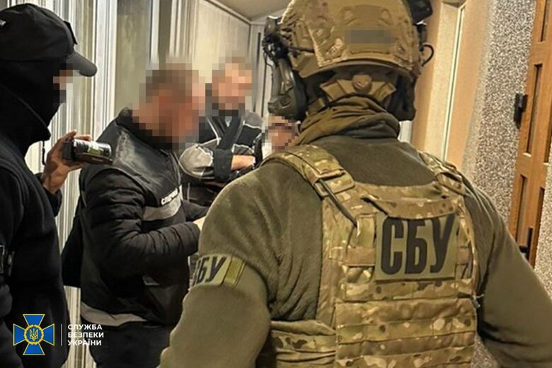 На Буковині затримано злочинне угруповання, яке налагодило схему незаконного переправлення ухилянтів за кордон з щомісячним прибутком у $100 тис