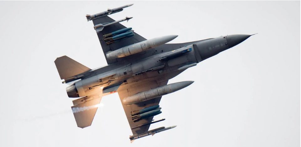 Ігнат розповів про модифікації винищувачів F16: що є важливим для ЗСУ