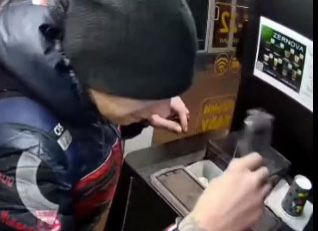У Миколаєві сталася крадіжка року. Невідомі вкрали цукор із кавоварки