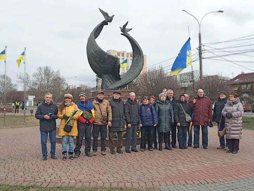 Миколаївські майданівці гідно вшанували пам'ять Героїв Небесної Сотні (ФОТО)