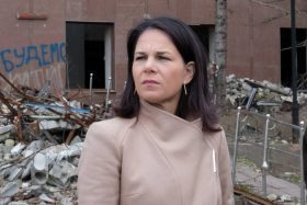 Глава МЗС Німеччини приїхала до Миколаєва та оголосила про 100 млн євро допомоги