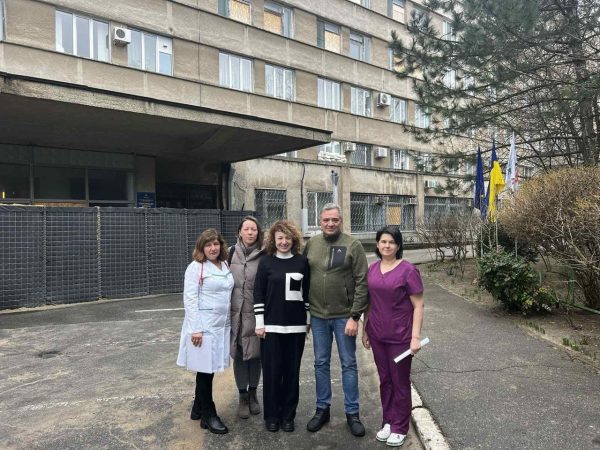 Столичні кардіологи обстежили дітей з вадами серця в Херсоні та Миколаєві