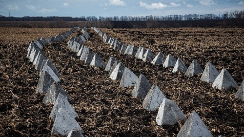 Україна прискорила посилення оборонних фортифікацій на фронті