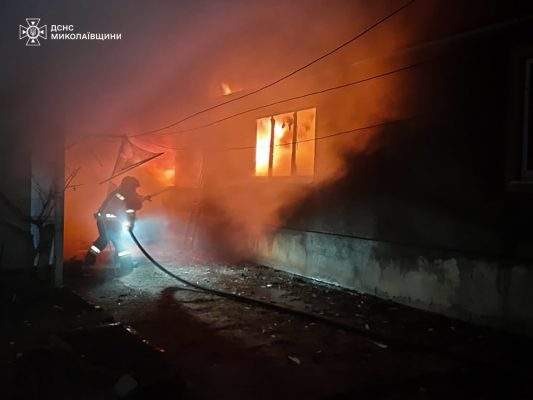 В пожежах на Миколаївщині врятовано двох людей